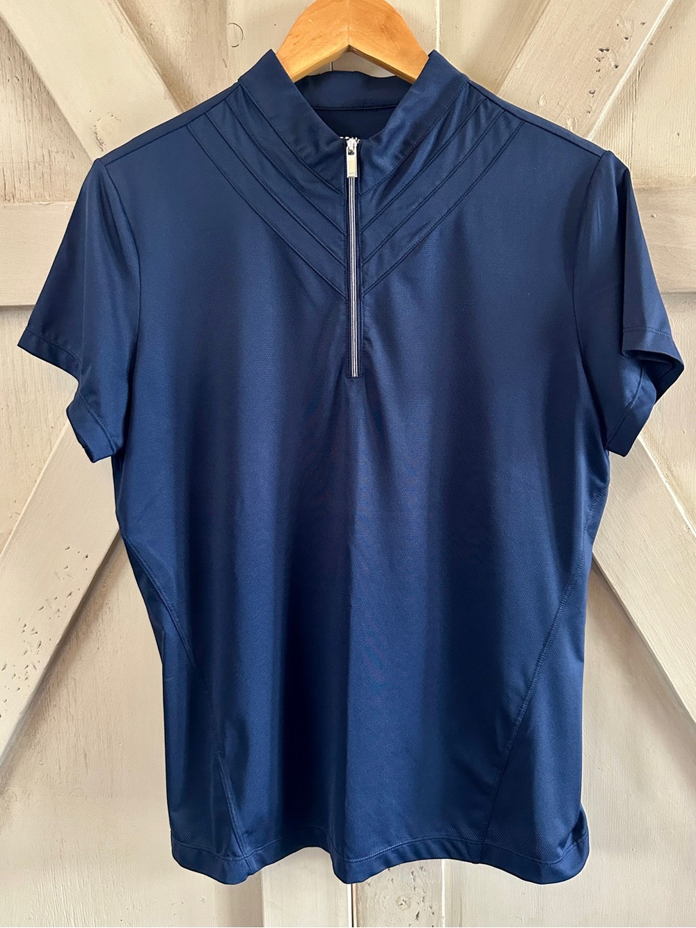 TAIL Golf Navy Blue Zip Mock Neck Short Sleeve Performance Top Women’s Size L